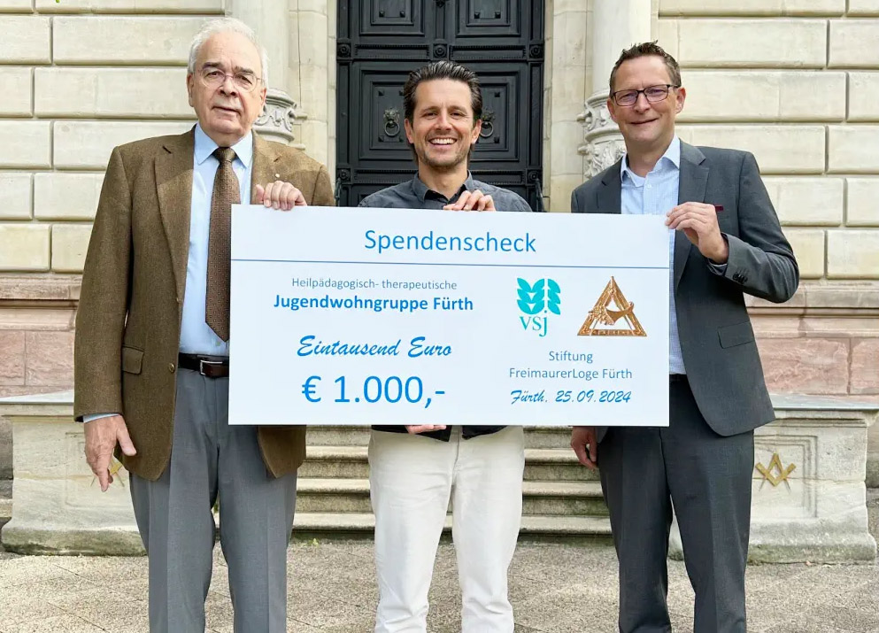 spende 5000 euro stiftung loge fürth